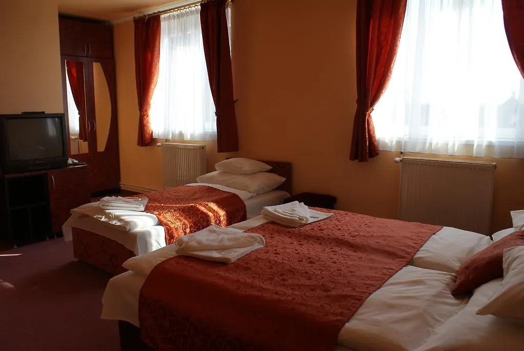 Hotel Palota City Budapest 3*,  Hungary