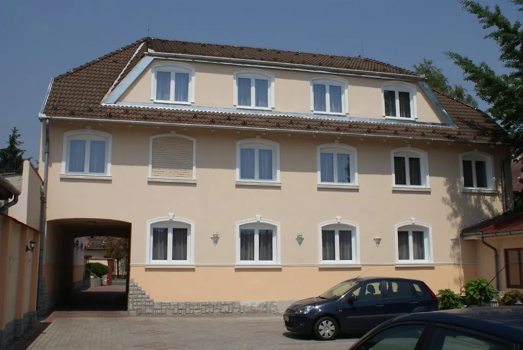 Hotel Palota City Budapest 3*,